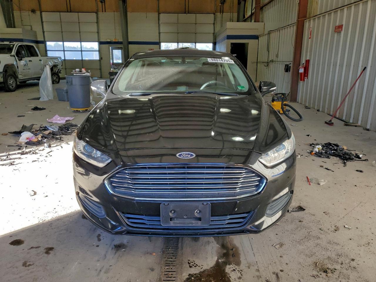 2014 Ford Fusion se Hybrid
