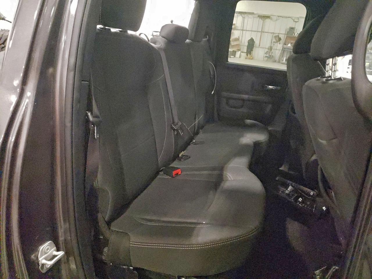 2021 Dodge Ram 1500 Classic slt