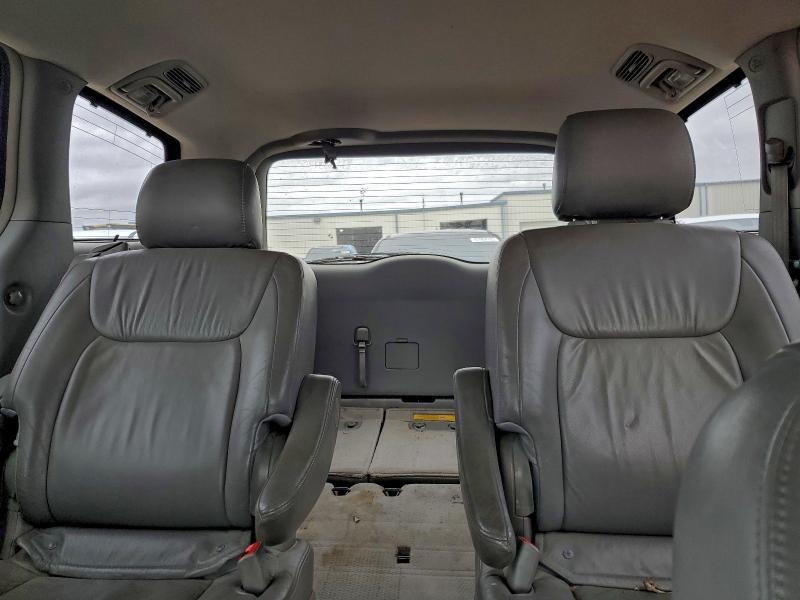 2005 Toyota Sienna xle
