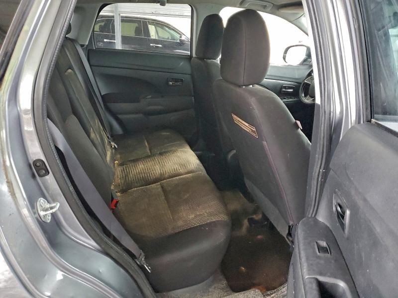 2016 Mitsubishi Outlander Sport es