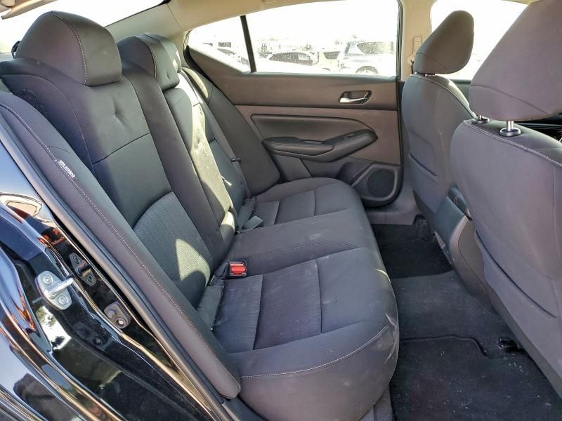 2020 Nissan Altima s