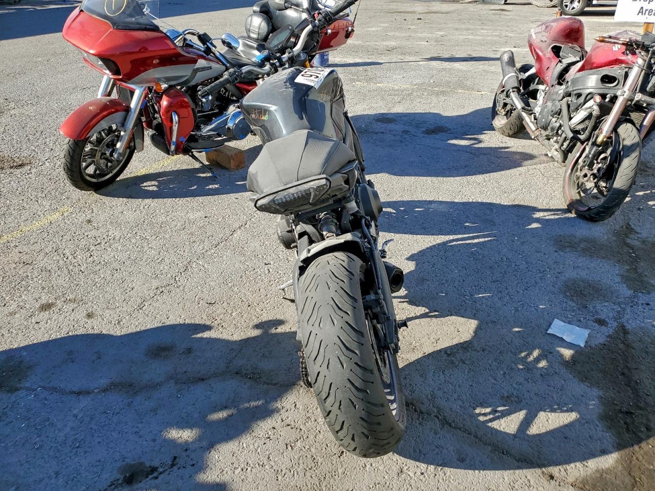 2014 Yama FZ09