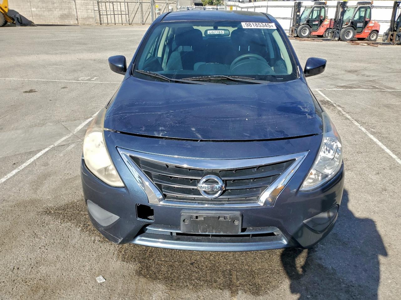 2016 Nissan Versa s
