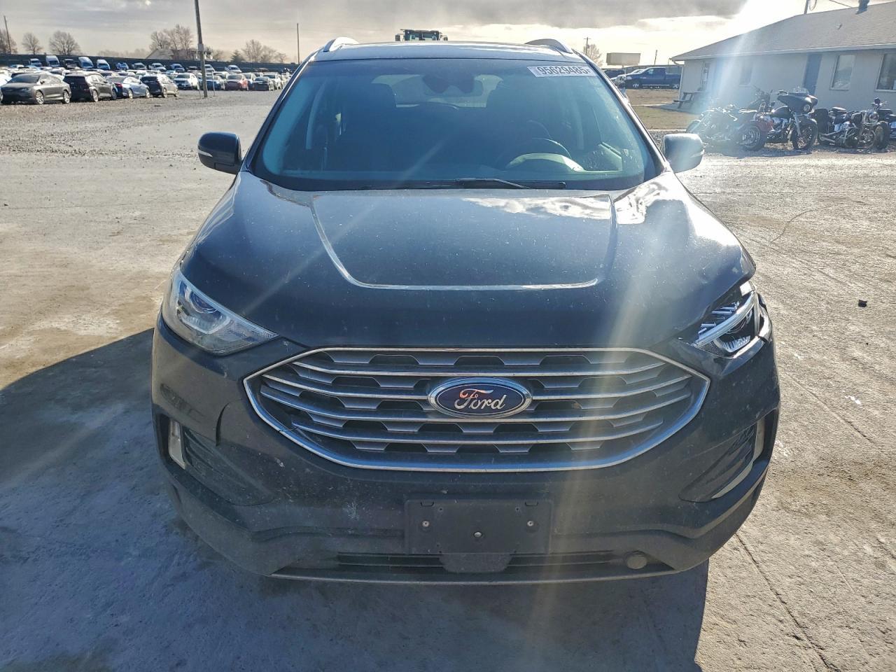 2020 Ford Edge sel