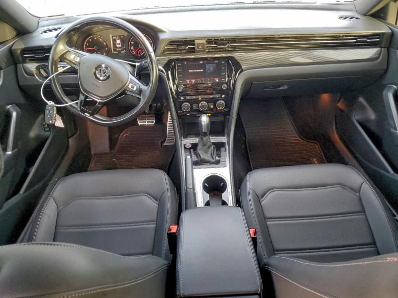 2021 Volkswagen Passat R-line