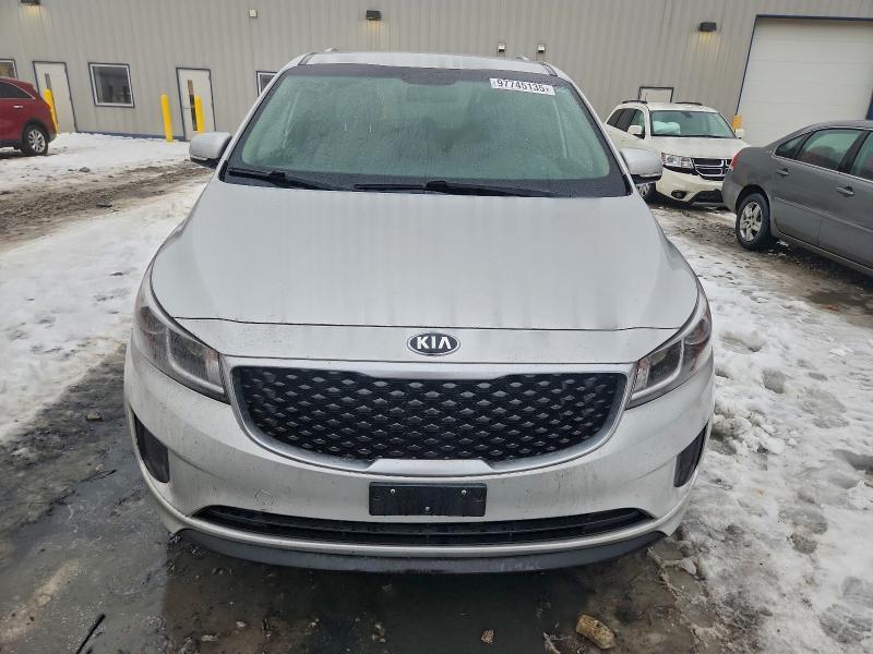2016 KIA Sedona lx