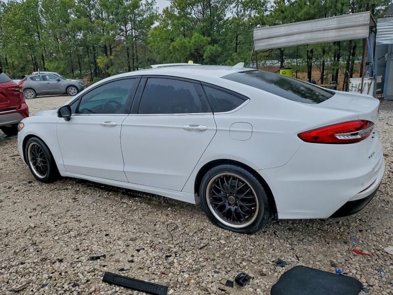 2020 Ford Fusion se