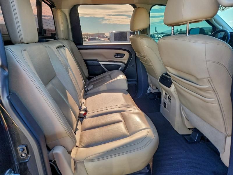 2016 Nissan Titan xd sl