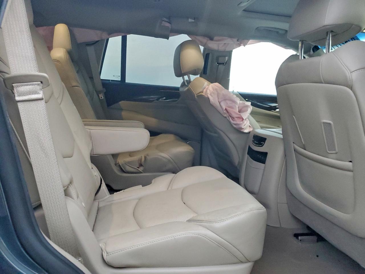 2019 Cadillac Escalade Luxury