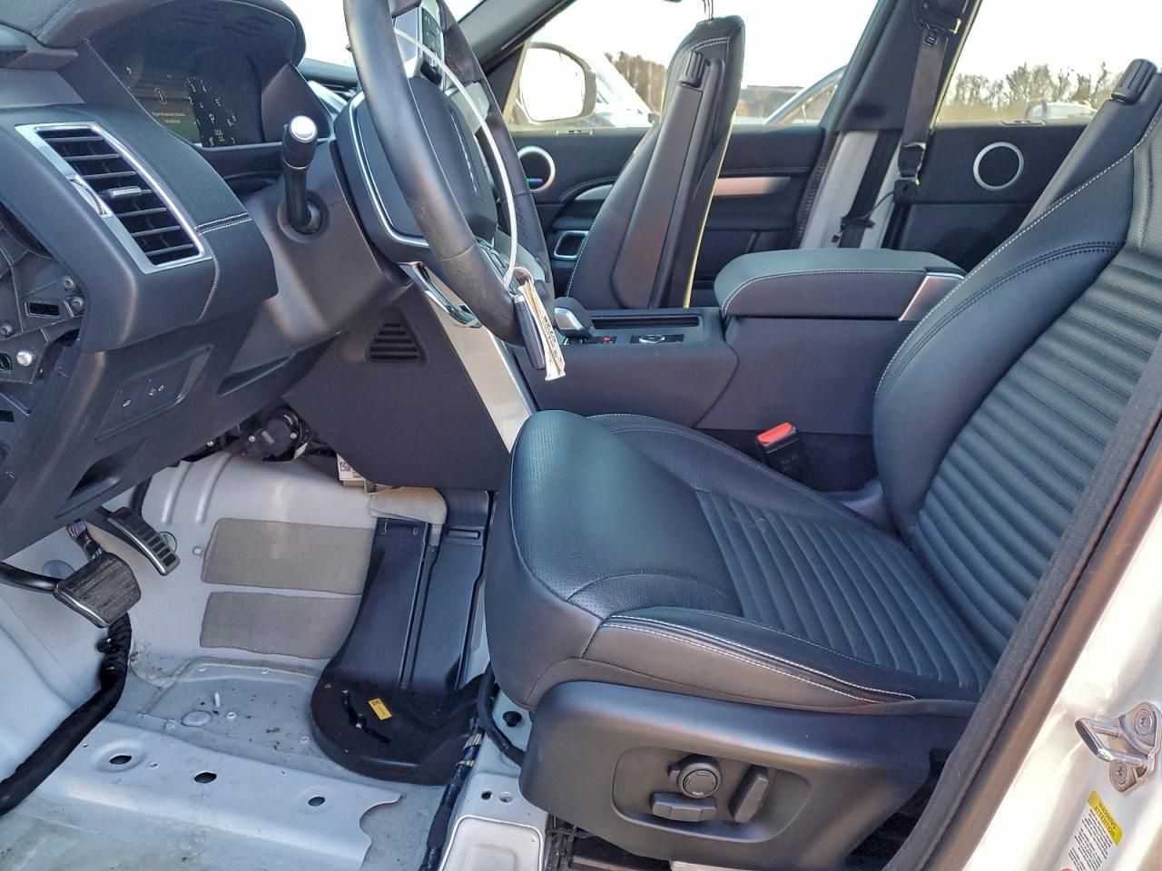 2024 Land Rover Discovery Dynamic se