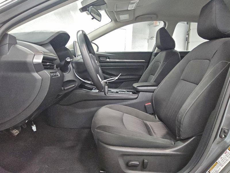 2023 Nissan Altima sv