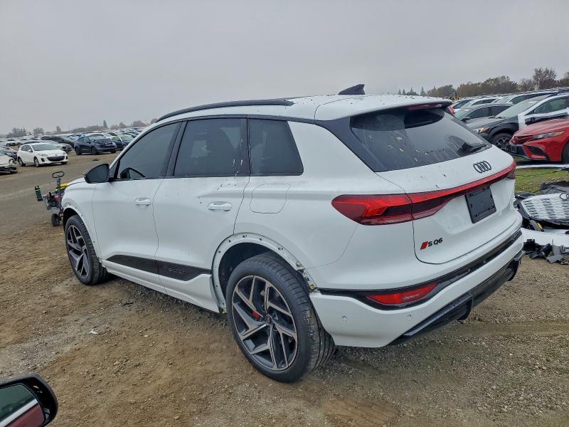 2025 Audi SQ6 E-tron Premium Plus
