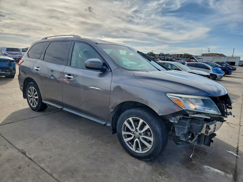 2016 Niss Pathfinder sv