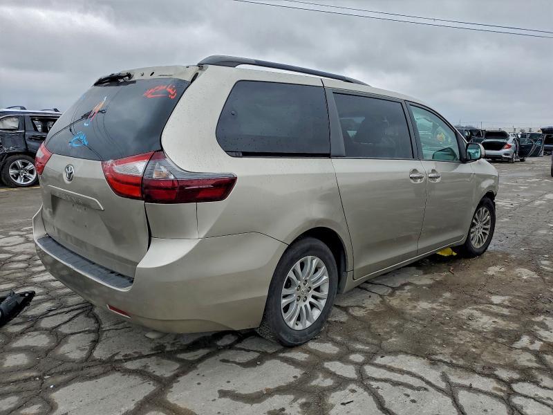 2015 Toyota Sienna