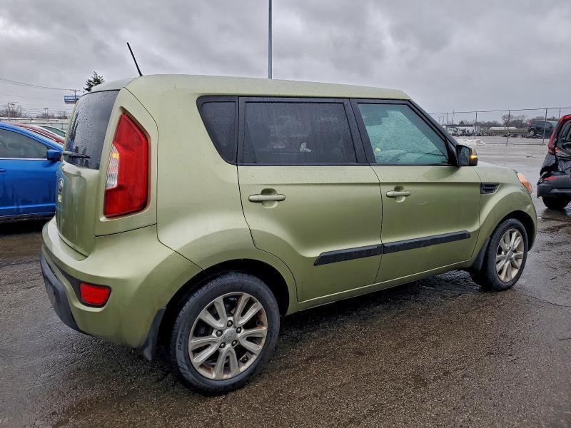 2013 KIA Soul +