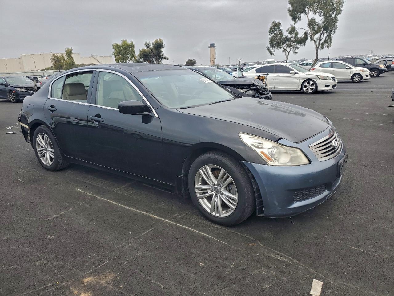 2013 Infiniti G37 Base