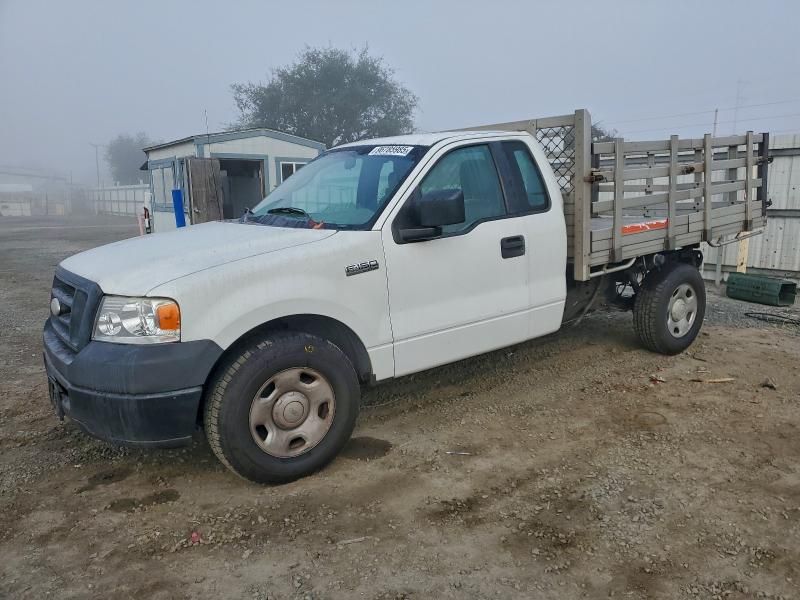 2006 Ford F150 Flatbed Truck