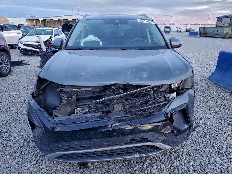 2023 Volkswagen Taos se