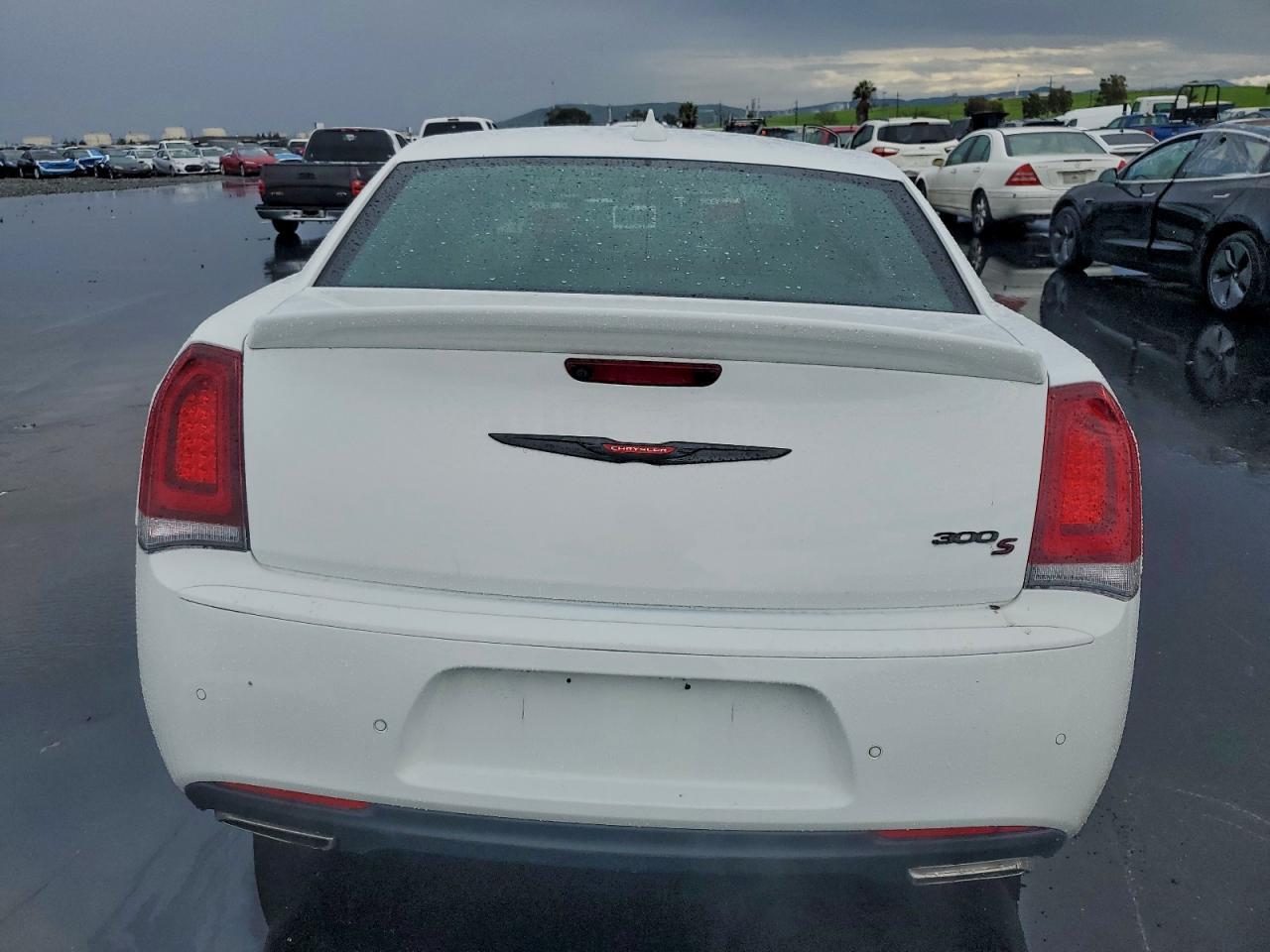 2022 Chrysler 300 s