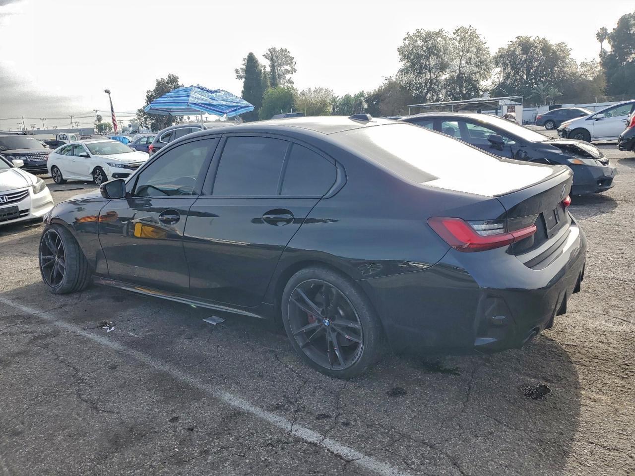 2023 BMW 330i