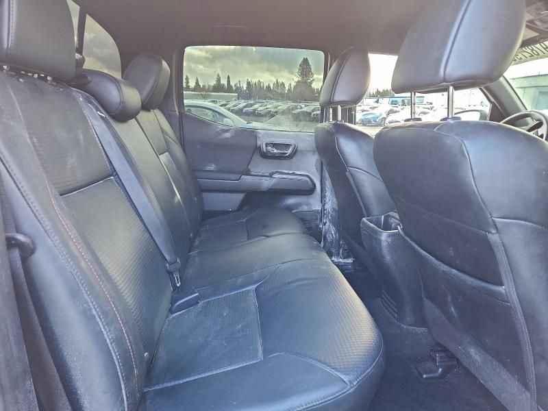 2018 Toyota Tacoma Double cab