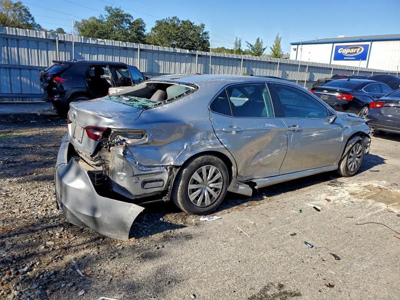2021 Toyota Camry le