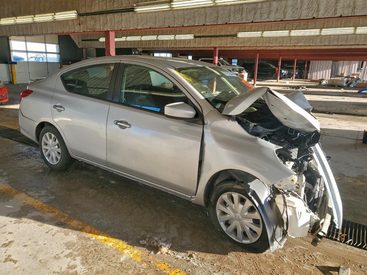 2018 Nissan Versa s