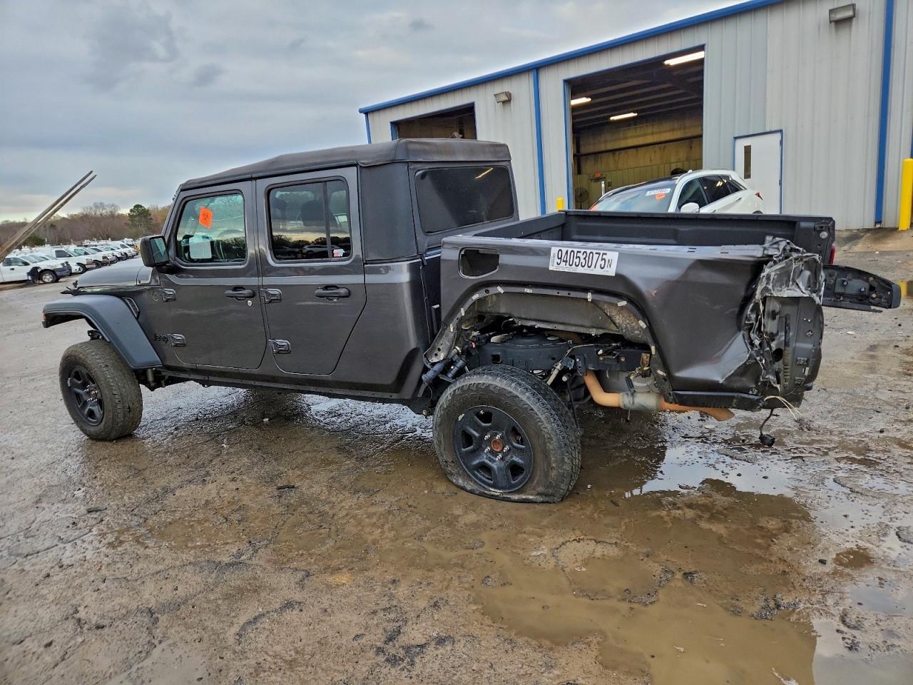 2022 Jeep Gladiator Sport