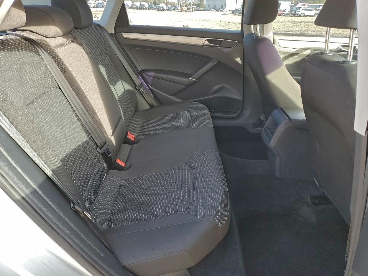 2018 Volkswagen Passat s