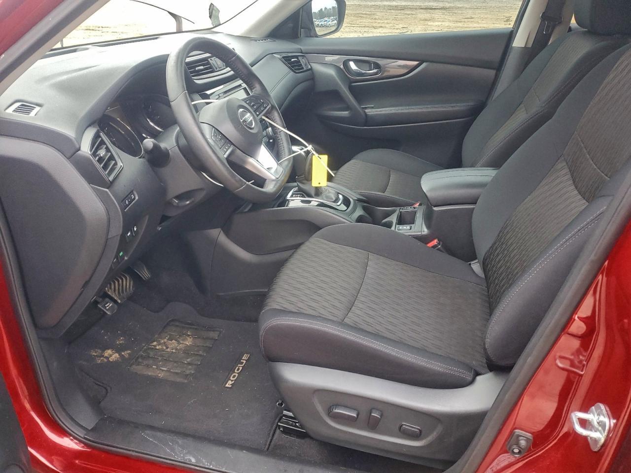 2018 Nissan Rogue sv