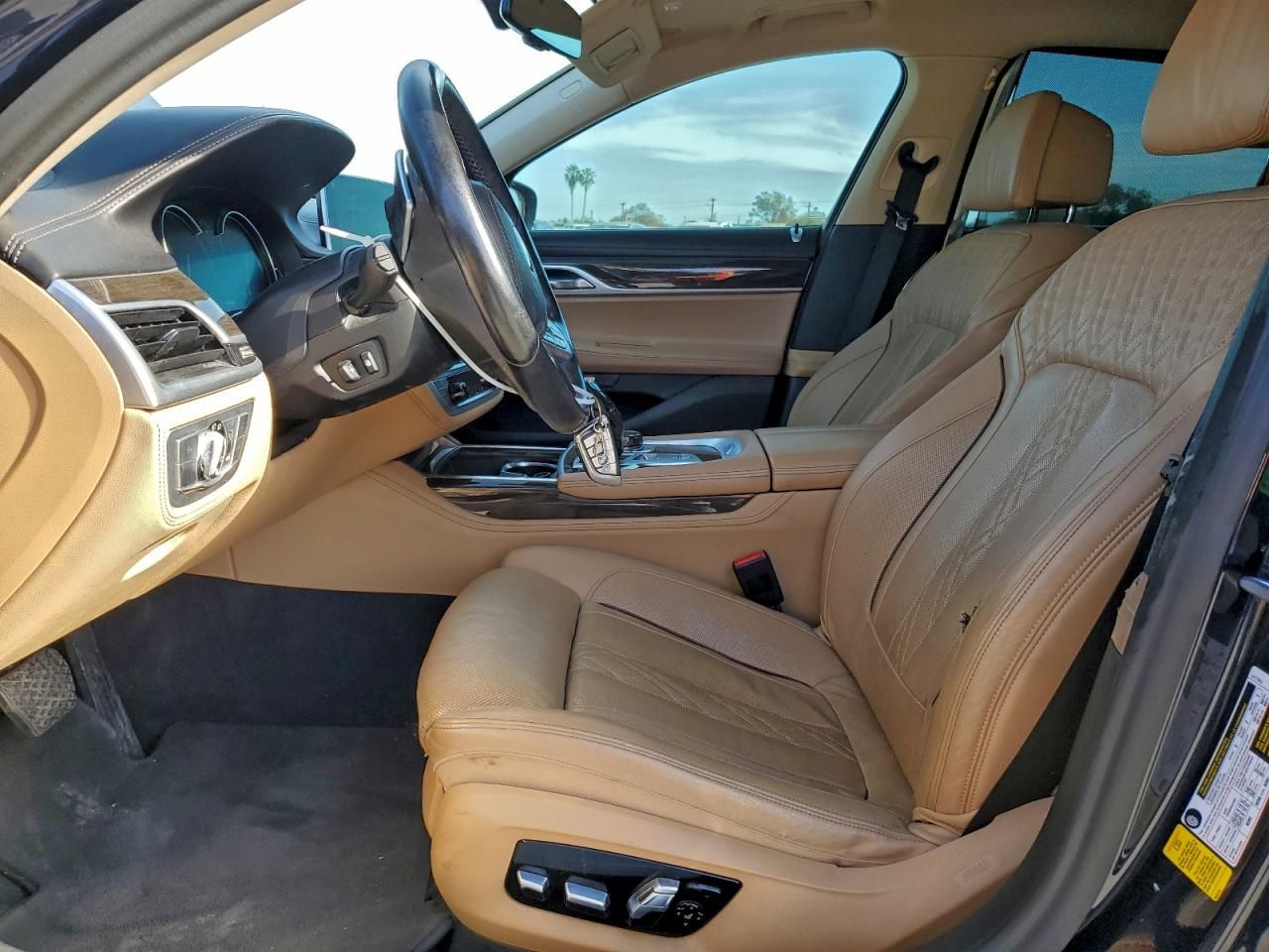 2018 BMW 750 i