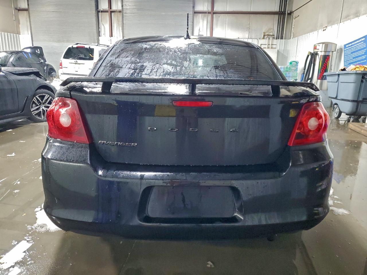 2014 Dodge Avenger se