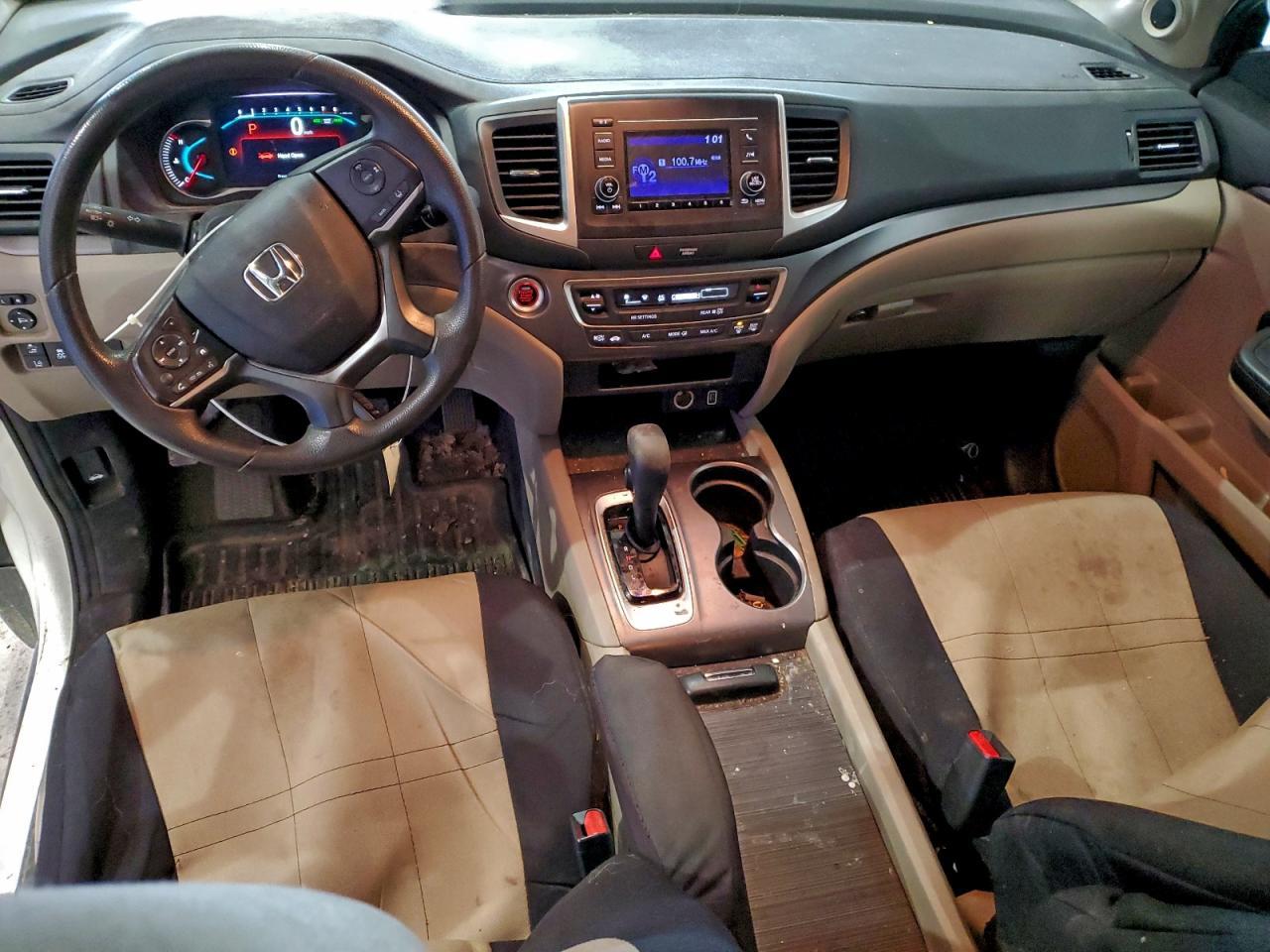 2019 Honda Pilot lx