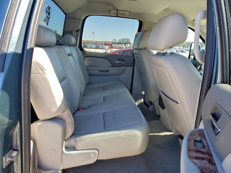 2014 GMC Sierra K2500 slt