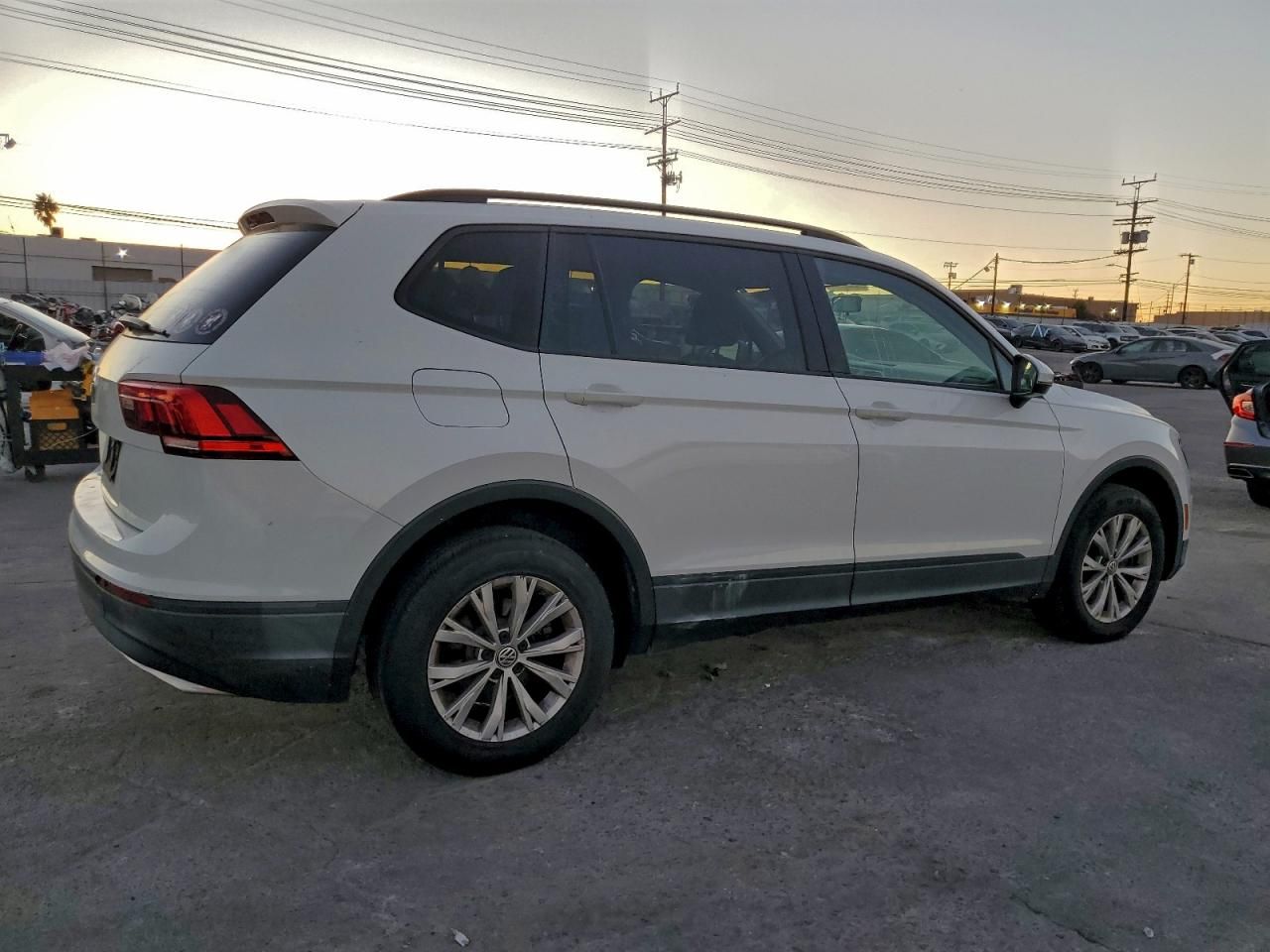 2019 Volkswagen Tiguan s
