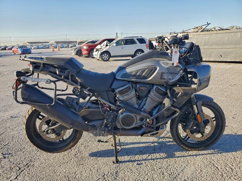 2022 Harley-Davidson RA1250 S