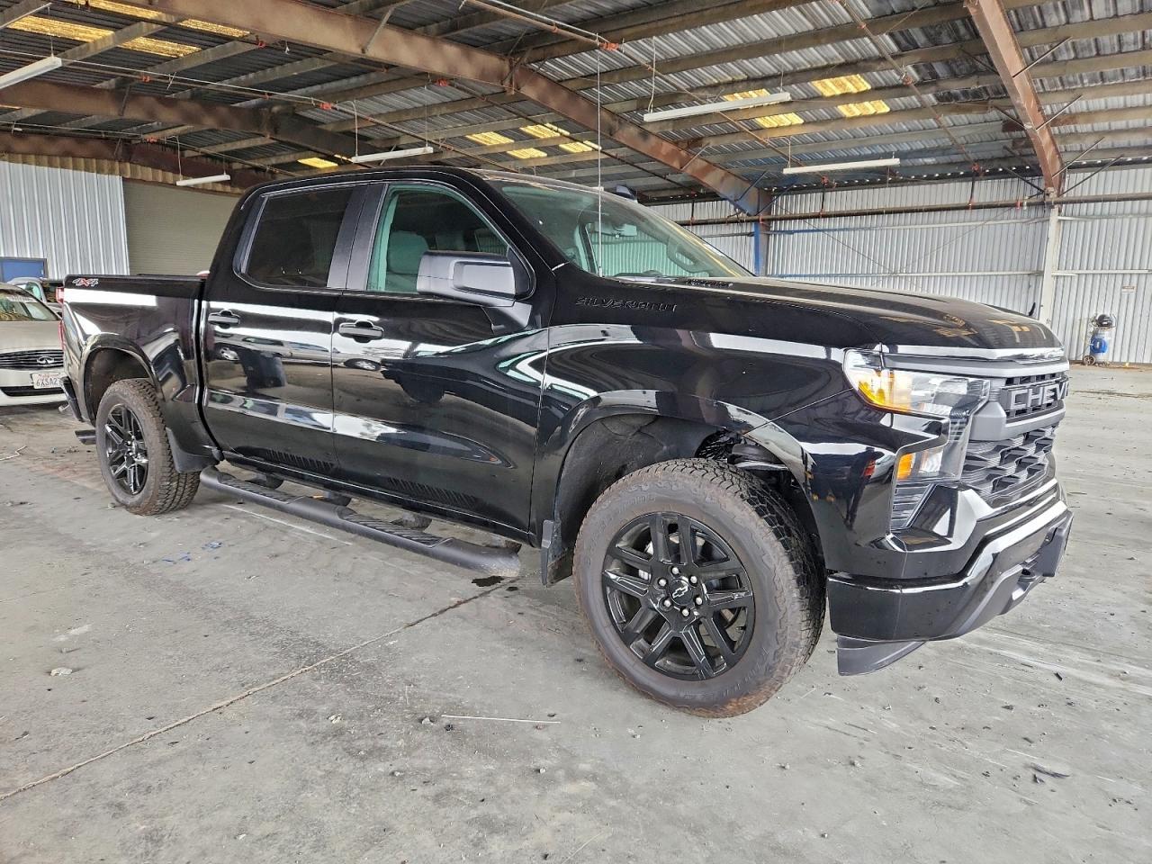 2025 Chevrolet Silverado K1500 Custom