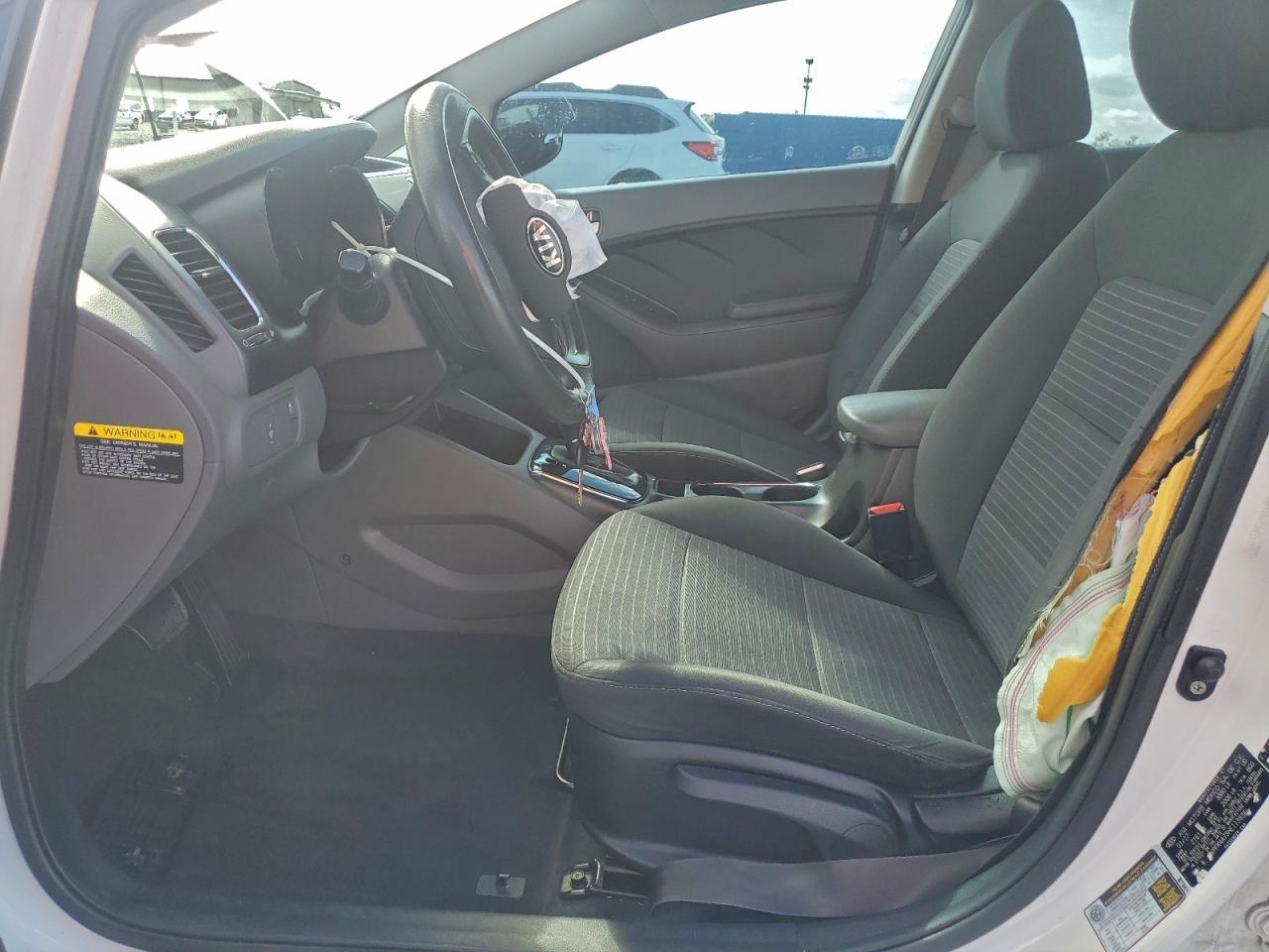2017 KIA Forte lx