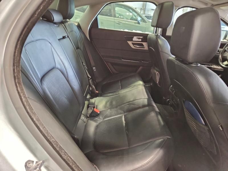 2016 Jaguar Xf Prestige