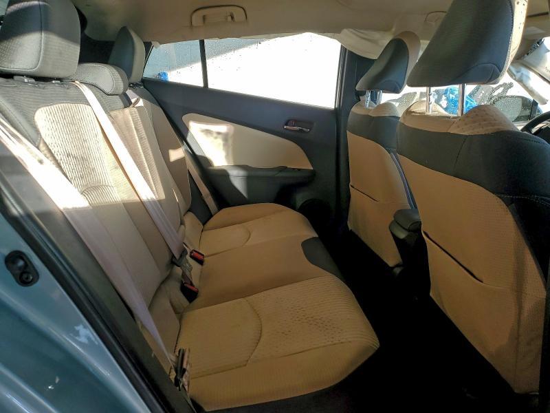 2016 Toyota Prius Three