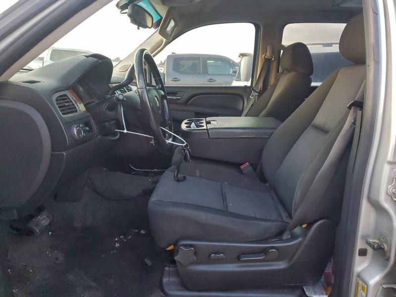 2010 Chevrolet Suburban C1500 ls