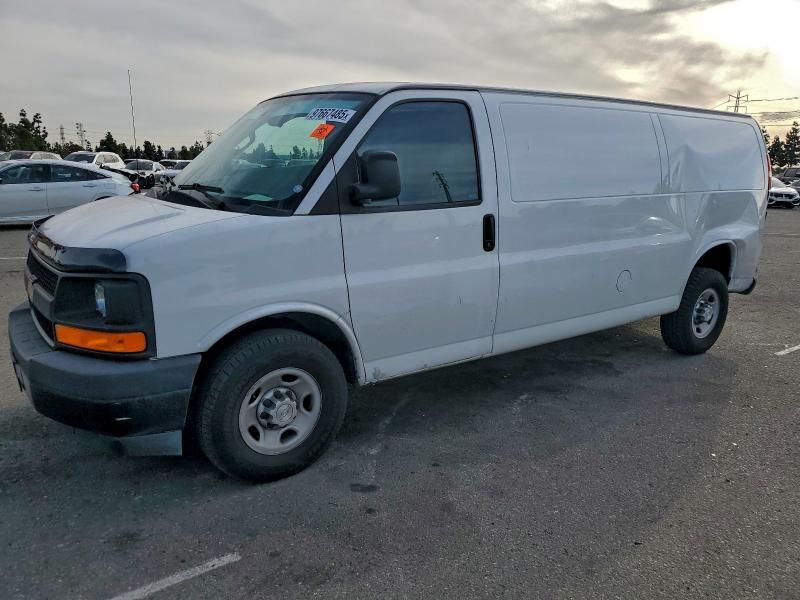 2017 Chev Express G2500