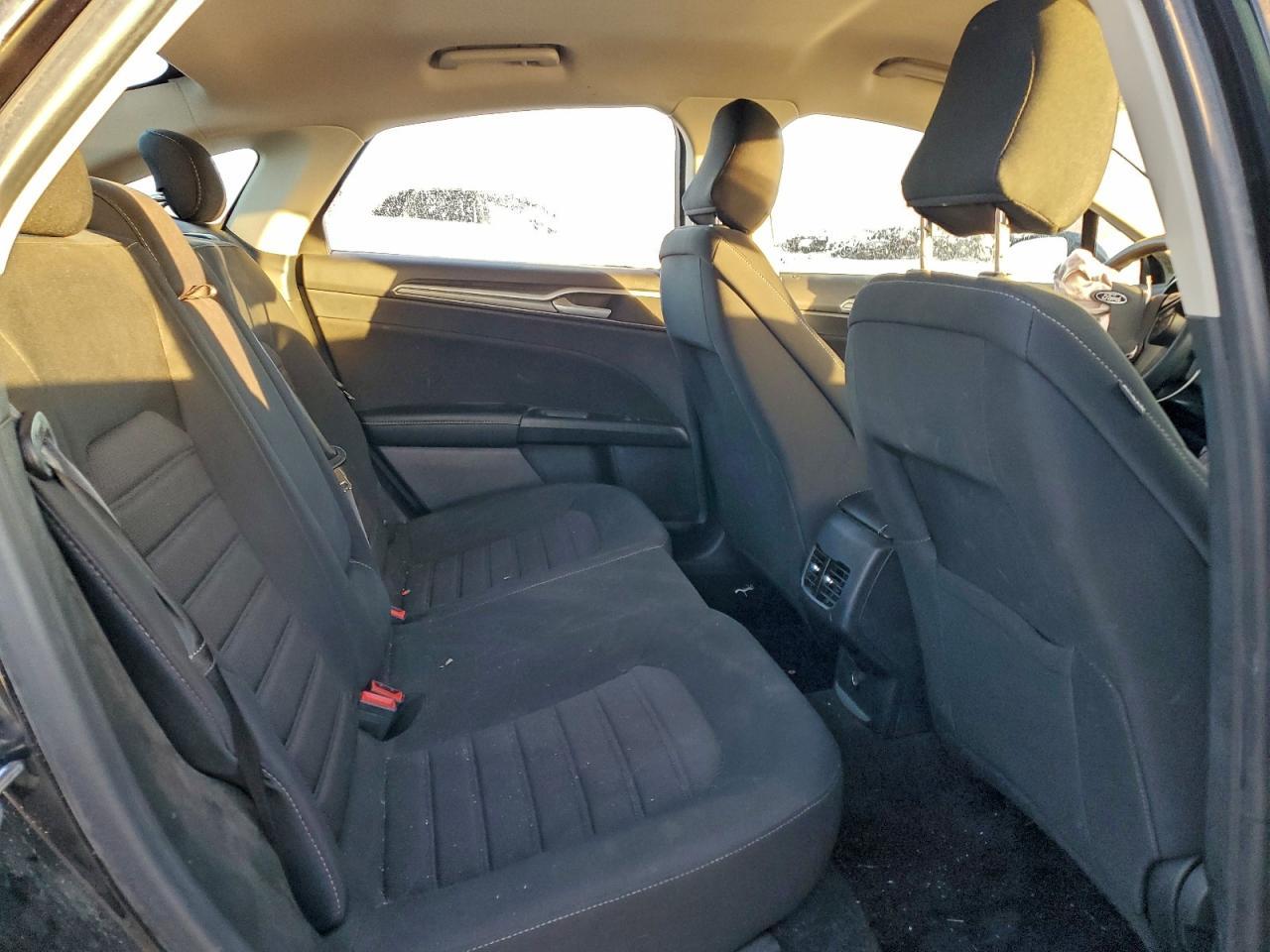 2020 Ford Fusion se