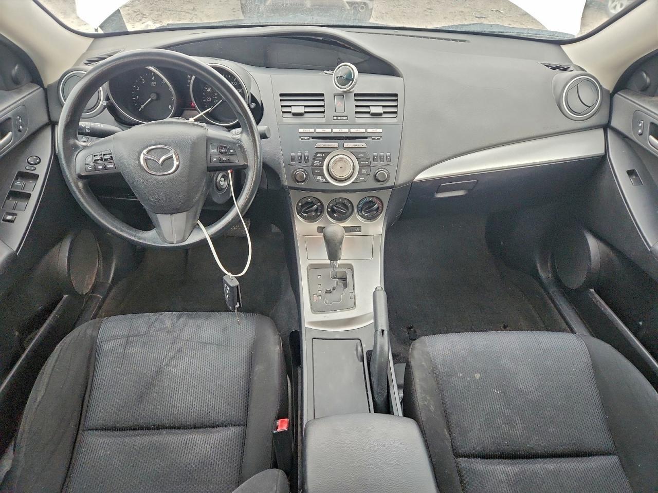 2011 Mazda 3 I