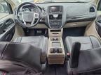 2014 Chrysler Town & Country Touring l