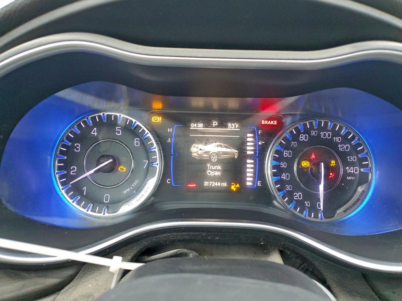 2015 Chrysler 200 Limited