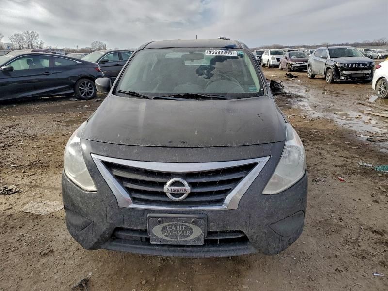 2019 Nissan Versa s