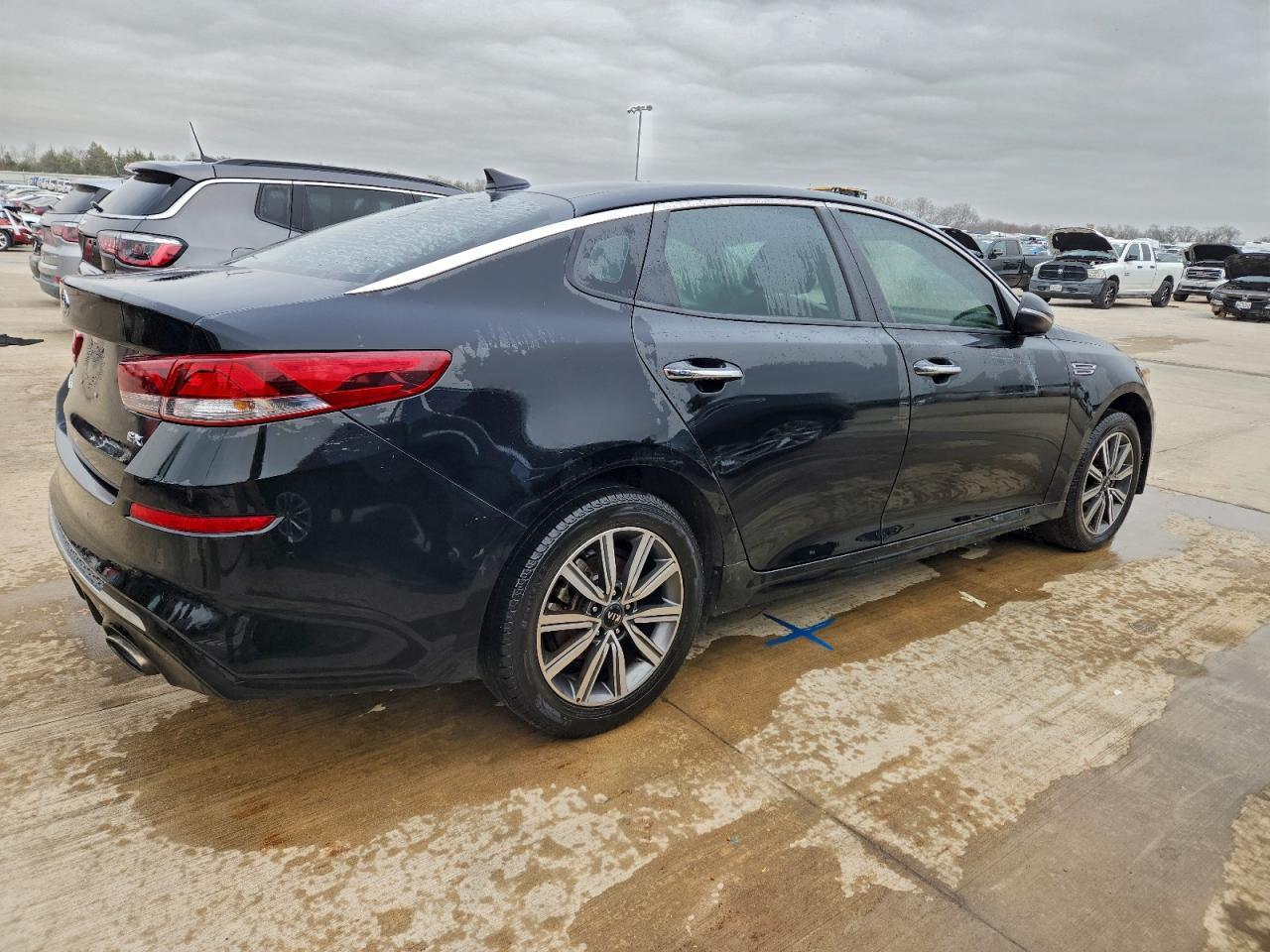 2019 KIA Optima ex