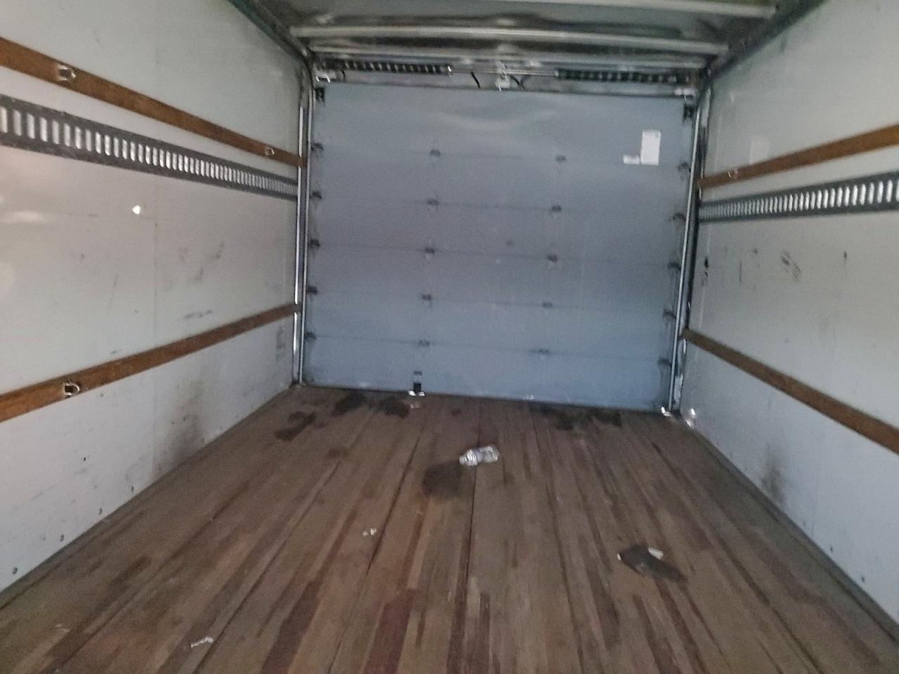 2019 GMC Savana CUT-BOX Truck