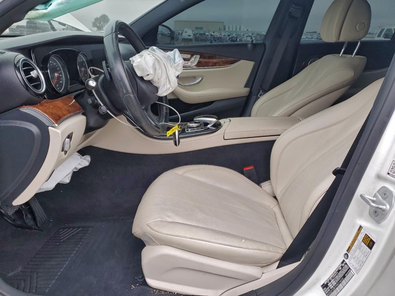 2017 Mercedes-Benz E 300